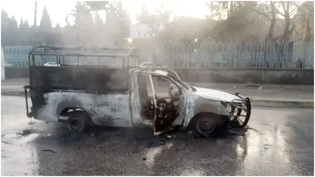 পাকিস্তানে একযোগে ১২ স্থানে সন্ত্রাসী হামলায় নিহত অন্তত ৪৭