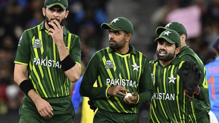 'Deep concerns' as Pakistan clears cricket team for World Cup in India