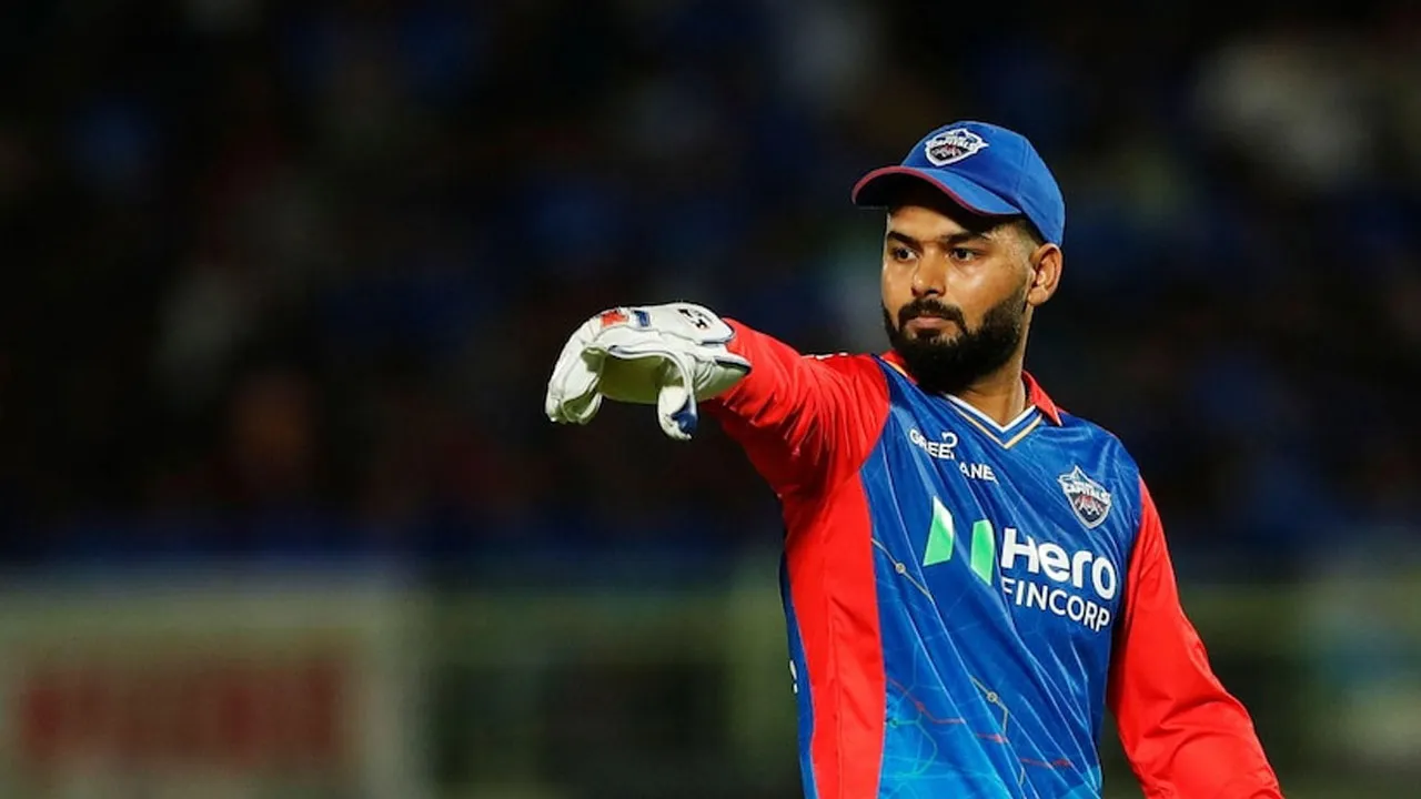বড় হারের পর দুঃসংবাদ পেলেন দিল্লি অধিনায়ক পান্ত