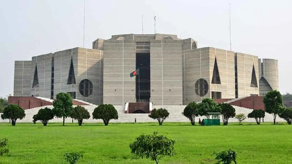 সংসদের দক্ষিণ প্লাজায় ঈদের জামায়াত সকাল ৮টায়