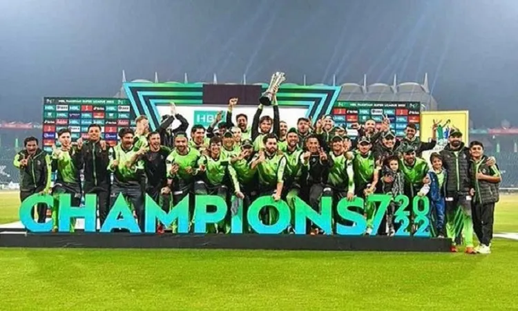 পিএসএল চ্যাম্পিয়ন লাহোর কালান্দার্স