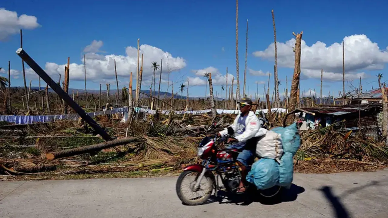 ‘ধ্বংসাত্মক সুনামি’র আশঙ্কা করছে ফিলিপাইন কর্তৃপক্ষ