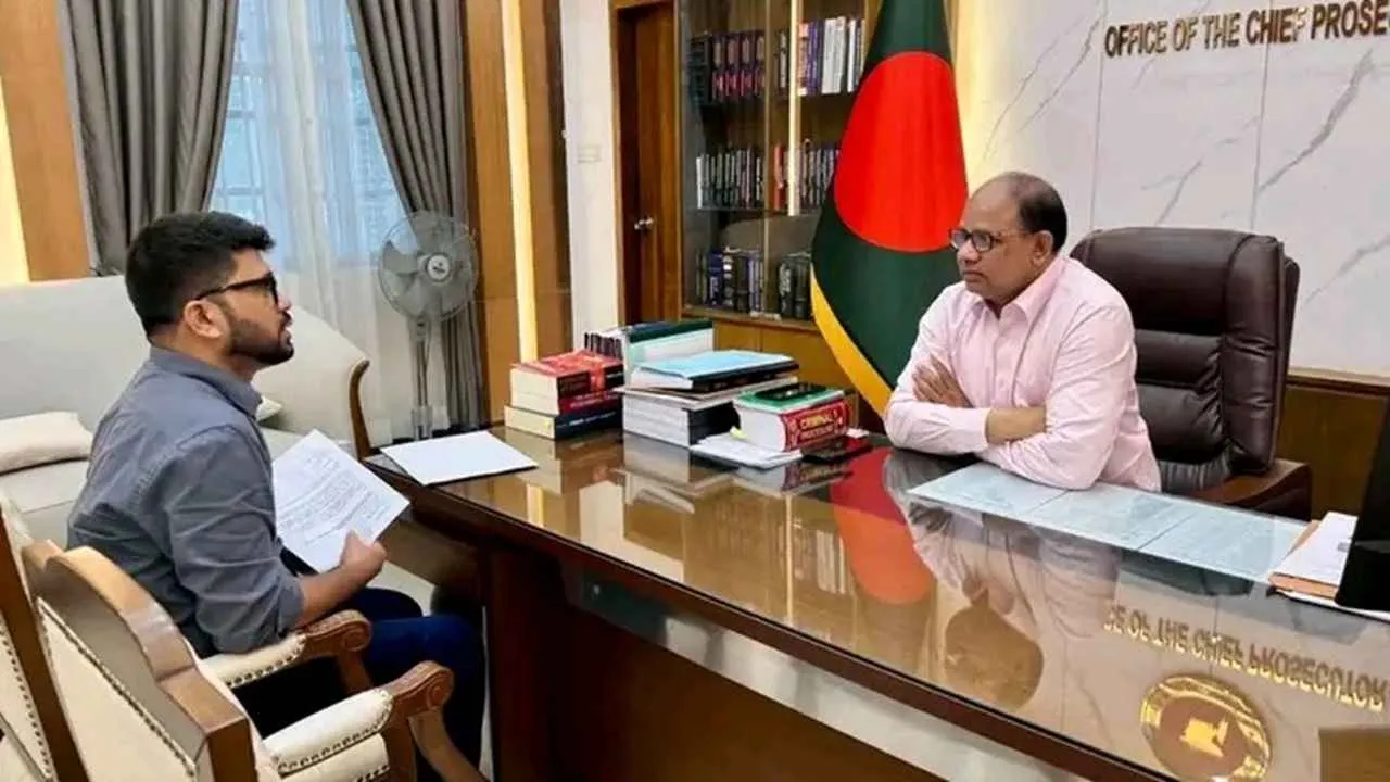 বিচারের দাবিতে ট্রাইব্যুনালে রুনির পরিবার