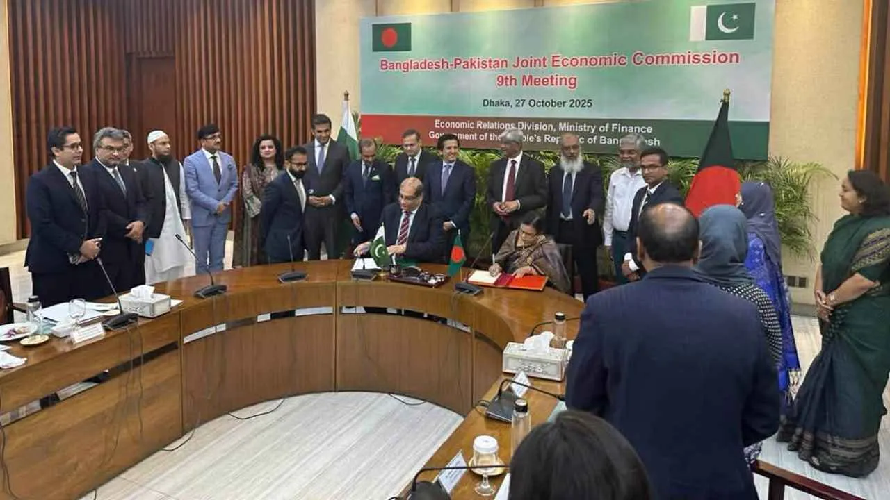 বাংলাদেশ-পাকিস্তানের জেইসি বৈঠক, যেসব ঐকমত্য