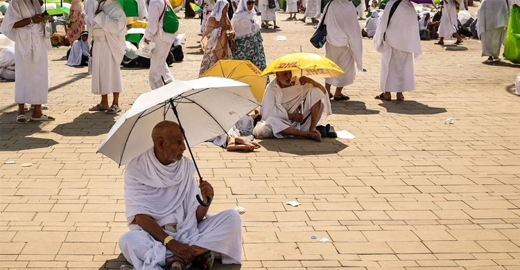 pilgrims-in-saudi-20240621165228