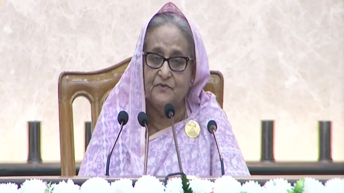 মুক্তিযুদ্ধের ইতিহাস মনে রাখলে রাজাকার দাবি করতে না :  প্রধানমন্ত্রী