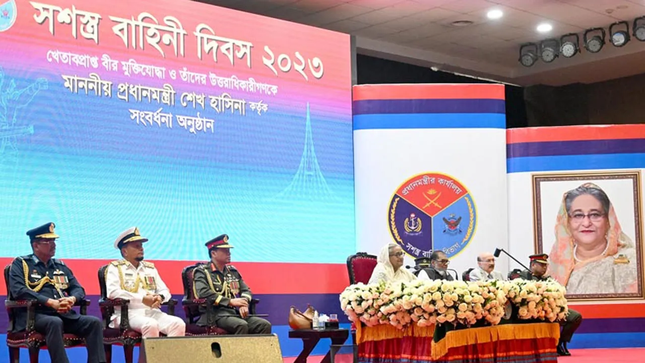 অগ্নিসন্ত্রাসের মাধ্যমে কিছুই অর্জন করা যায় না : প্রধানমন্ত্রী