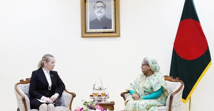 অবাধ ও সুষ্ঠু নির্বাচনের অঙ্গীকার পুনর্ব্যক্ত প্রধানমন্ত্রীর
