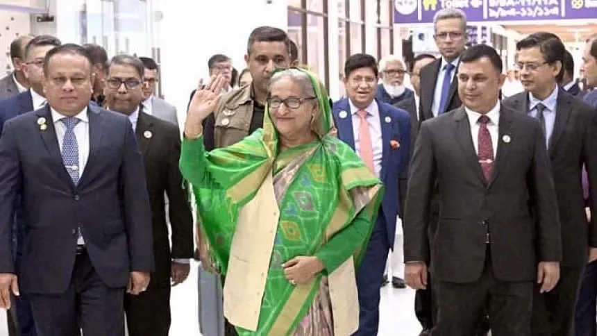 PM returns home from Qatar