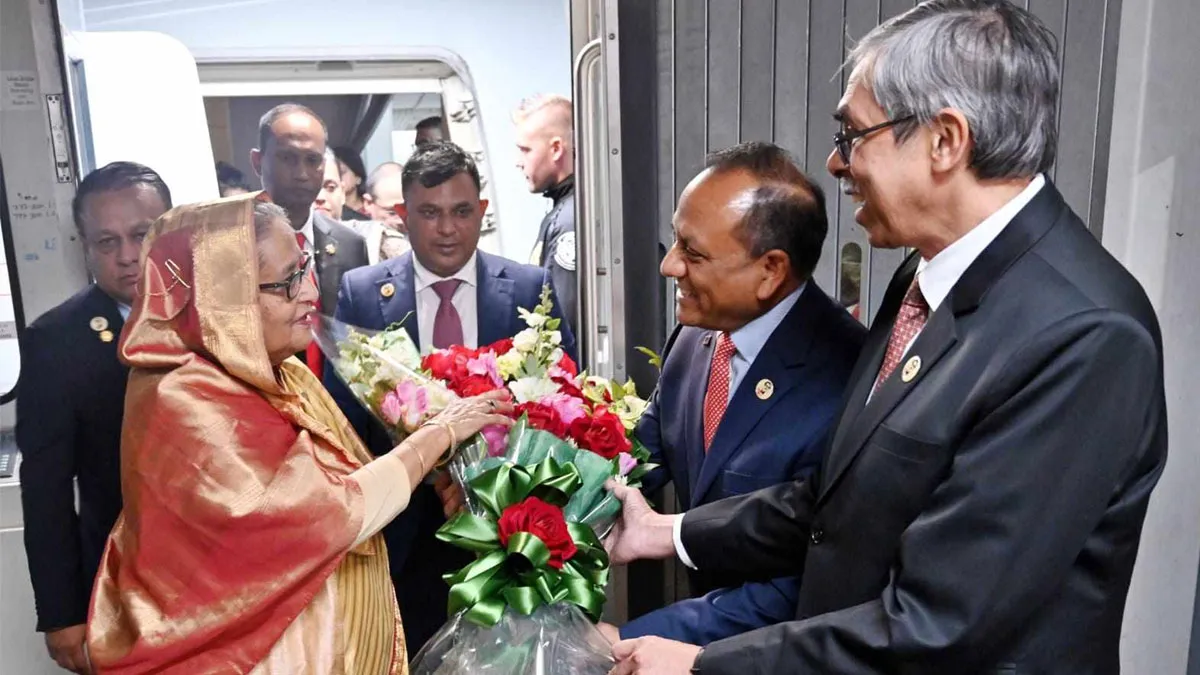 নিউইয়র্ক পৌঁছেছেন প্রধানমন্ত্রী