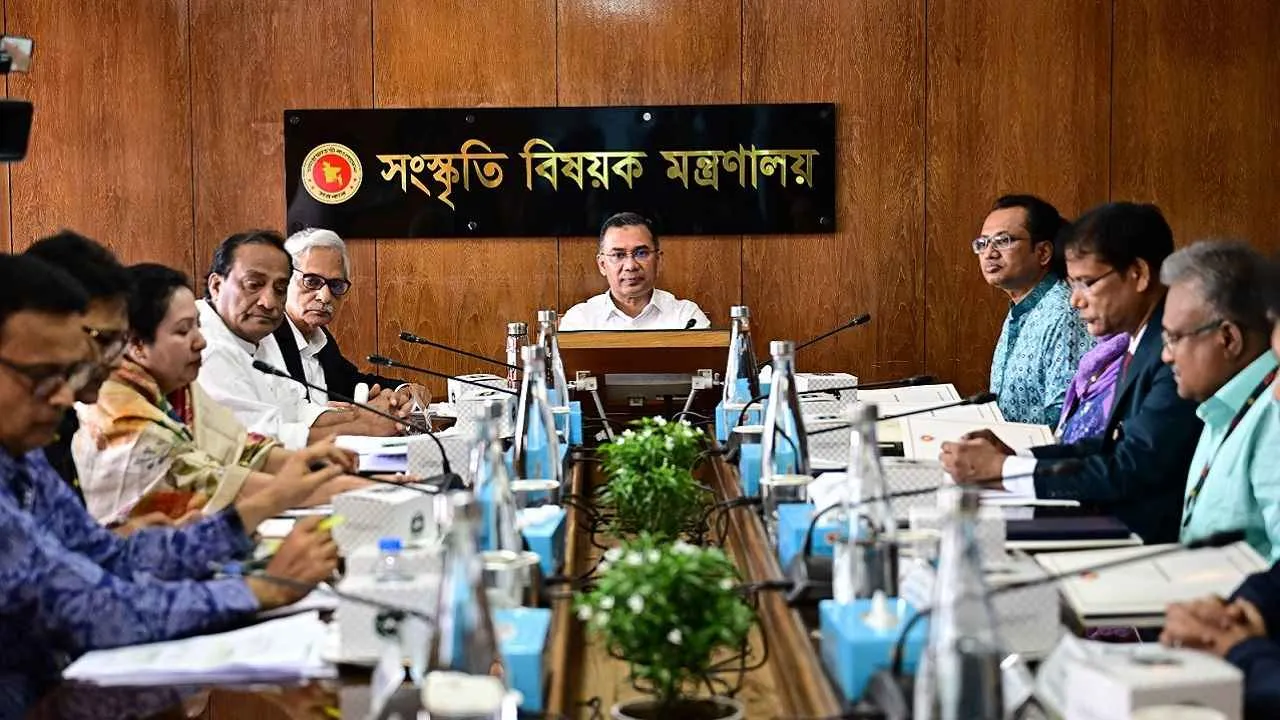 তরুণদের কাছে দেশের সংস্কৃতি ও ঐতিহ্য তুলে ধরতে হবে : প্রধানমন্ত্রী