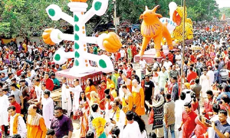 আগ্রাসী করোনা পেরিয়ে রমনা বটমূলে বর্ষবরণের আয়োজন