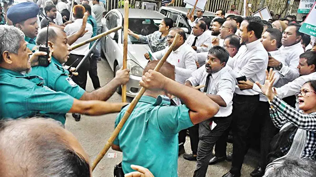 পুলিশের মামলার এজাহারের কপি পাননি বিএনপির ৬৬ আইনজীবী