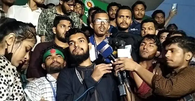 শিক্ষা উপদেষ্টার সঙ্গে বৈঠকে পলিটেকনিক শিক্ষার্থীরা