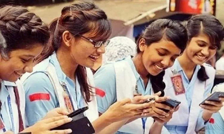 একাদশে ভর্তির ফল রাতে