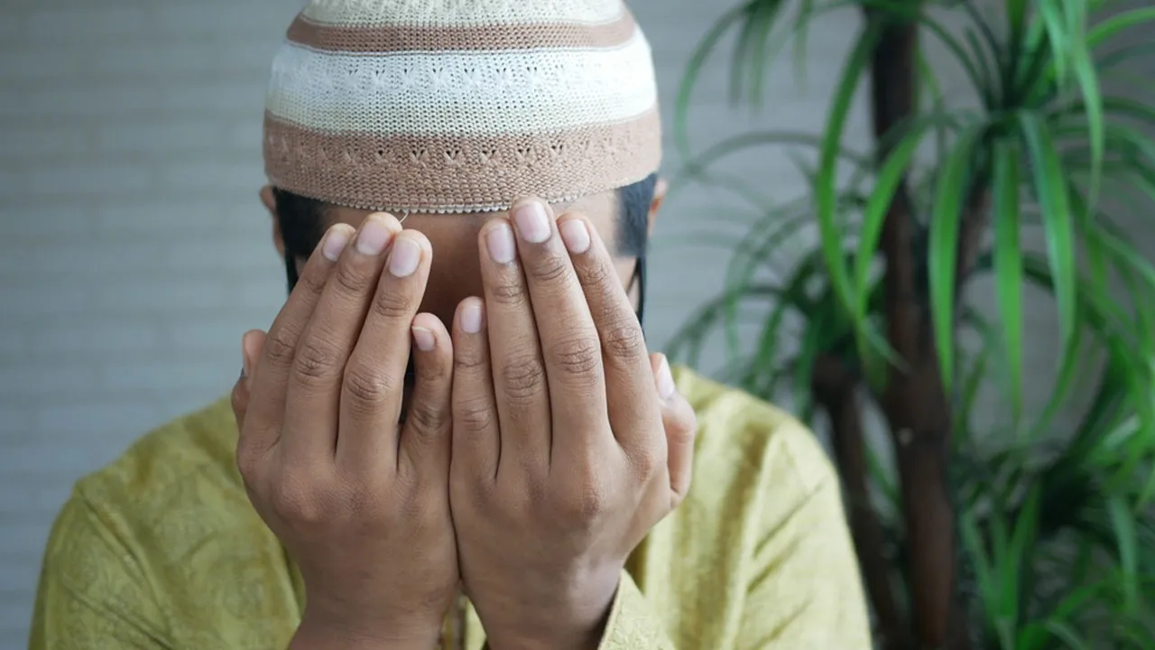 হাদিসের শিক্ষা : বিপদ-আপদে অধৈর্য হলে যে ক্ষতি