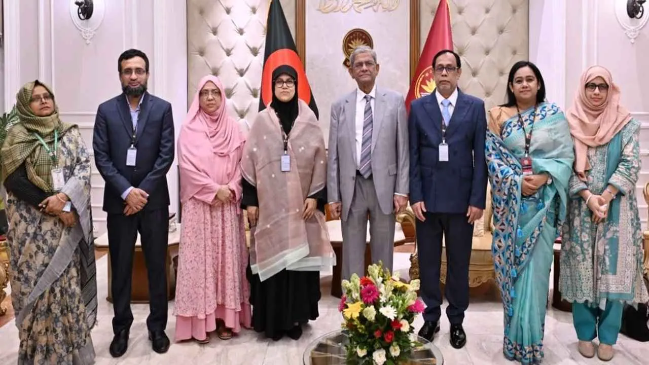 টেক্সটাইল শিক্ষার মানোন্নয়ন ও গবেষণায় জোর দিলেন রাষ্ট্রপতি