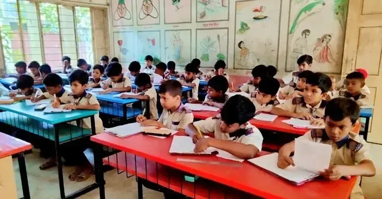 শনিবার প্রাথমিক বিদ্যালয় খোলা রাখা নিয়ে নতুন নির্দেশনা জারি