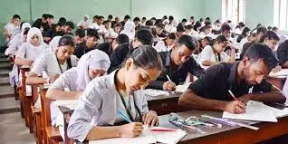 প্রথম দিনেই পরীক্ষা দেয়নি ৫৫২২ জন, বহিষ্কার ৪