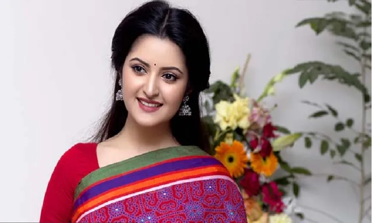 ভুল বুঝতে পেরে স্বামীর ঘরে ফিরলেন পরীমনি