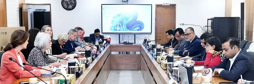 ট্রেড ইউনিয়ন করার শর্ত শিথিলসহ শ্রম অধিকারের ১১ দফার বাস্তবায়ন চায় যুক্তরাষ্ট্র