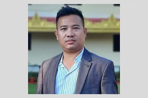 বিয়ের অনুষ্ঠান থেকে ছাত্রলীগ নেতাকে গ্রেপ্তার