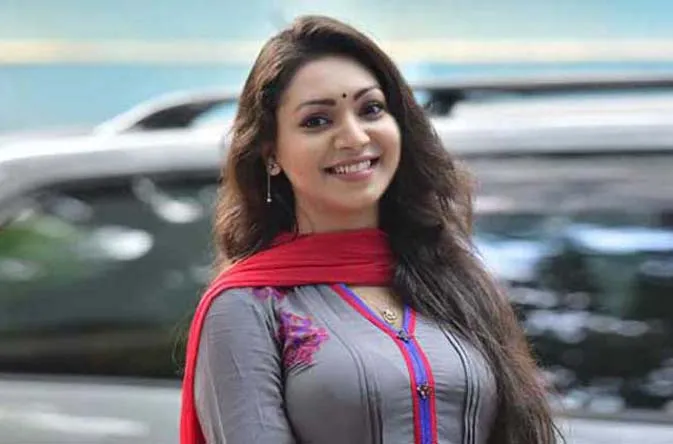 অসুস্থ হয়ে যাচ্ছি, আমাকে শান্তি দিন : প্রভা