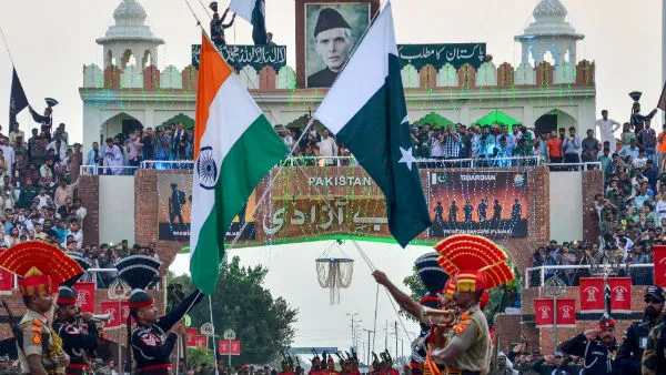 ভারতীয় ২০ মৎস্যজীবীকে মুক্তি দিচ্ছে পাকিস্তান