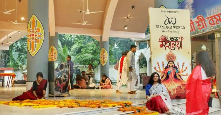 দুর্গাপূজা ঘিরে সারাদেশে মাঠ প্রশাসনে ৮ নির্দেশনা