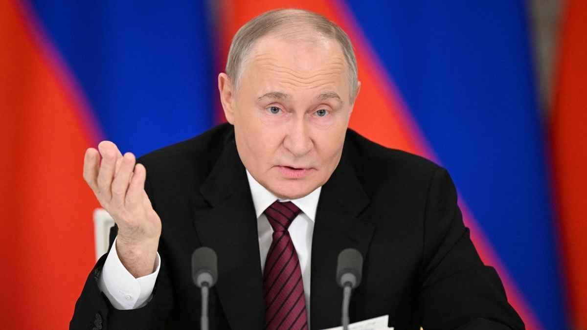 putin_20250511_103317765