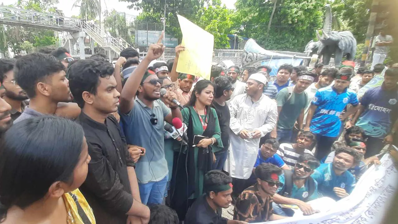 আপিল বিভাগের আদেশ প্রত্যাখ্যান : আন্দোলন চালিয়ে যাওয়ার ঘোষণা