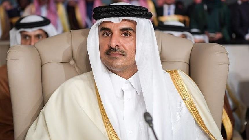 أمير قطر الشيخ تميم بن حمد يصل إلى دكا في زيارة لمدة يومين