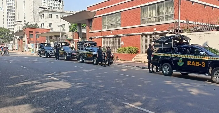 সচিবালয় ঘিরে কঠোর নিরাপত্তা