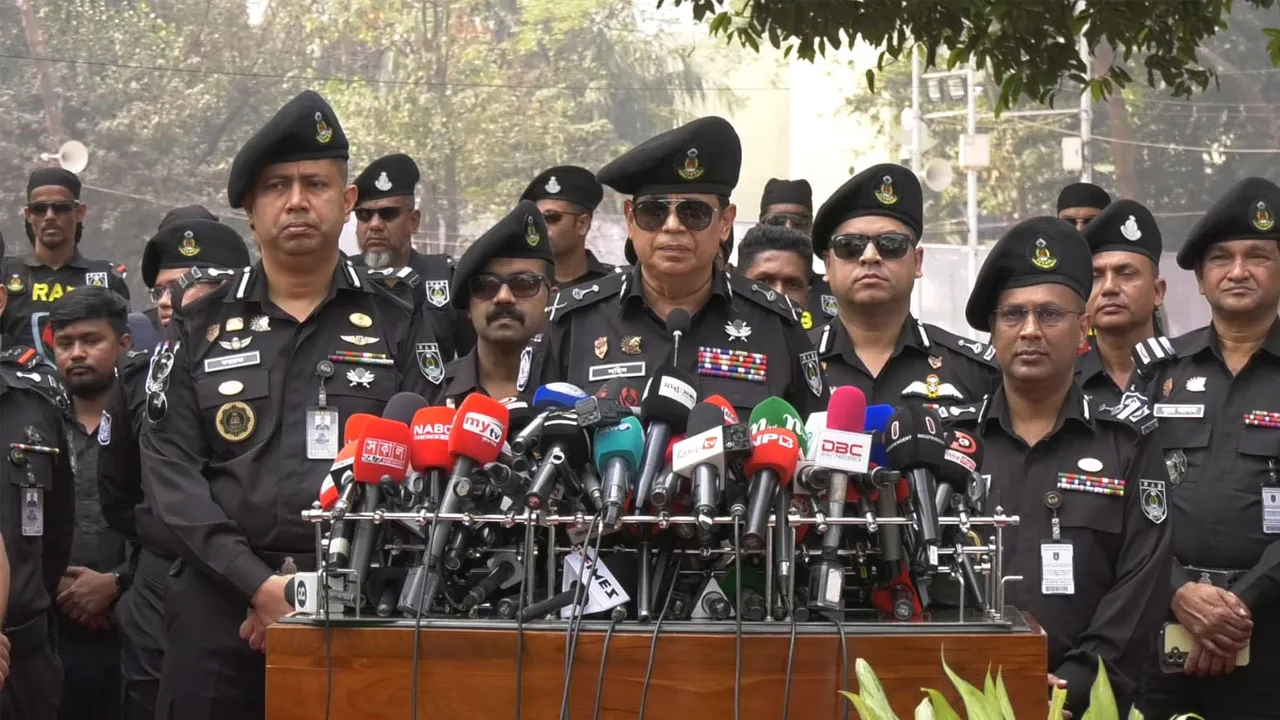 একুশে ফেব্রুয়ারি ঘিরে কোনো নিরাপত্তা হুমকি নেই: র‍্যাব ডিজি