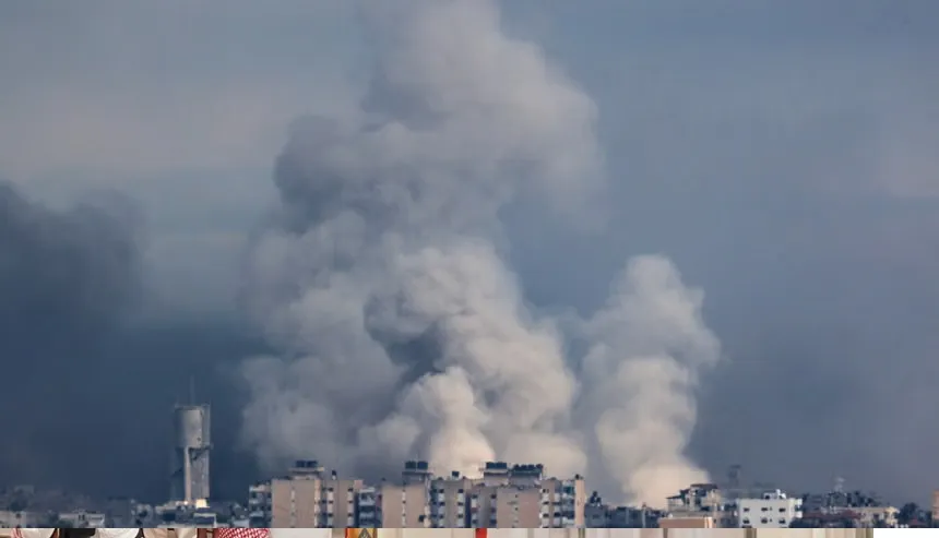 Israel charges back into Gaza City