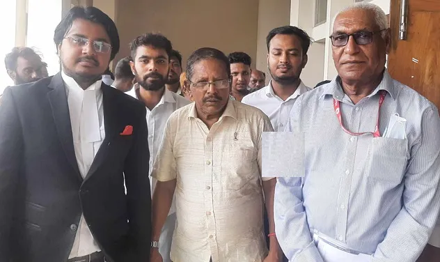 ক্ষমা চাইলেন আম্পায়ার চিনু, মামলা তুলে নিলেন রকিবুল