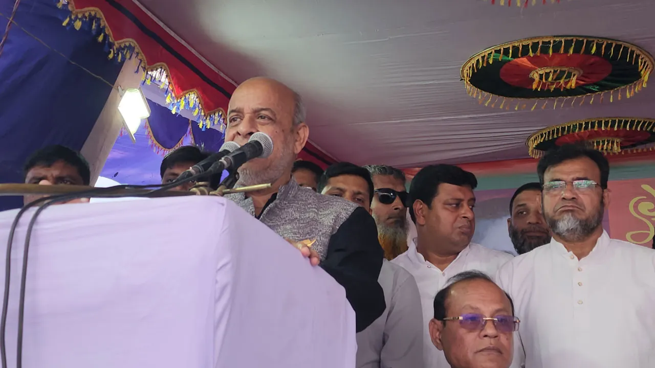 রেলের টিকিট কালোবাজারির বিরাট সিন্ডিকেট : রেলমন্ত্রী