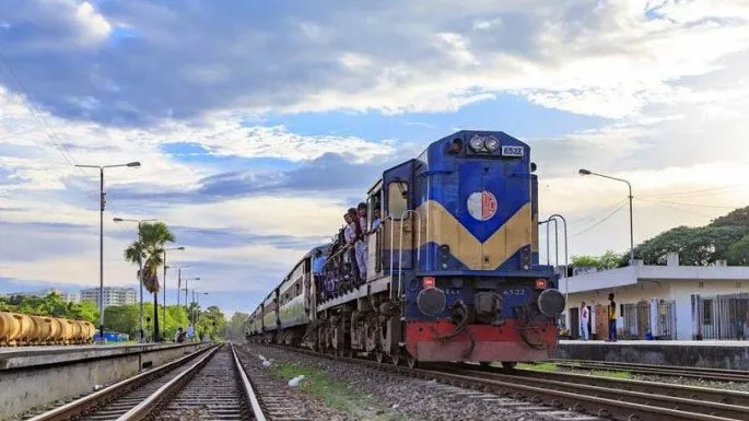 Legal action if anyone asks for illegal benefits: Railway