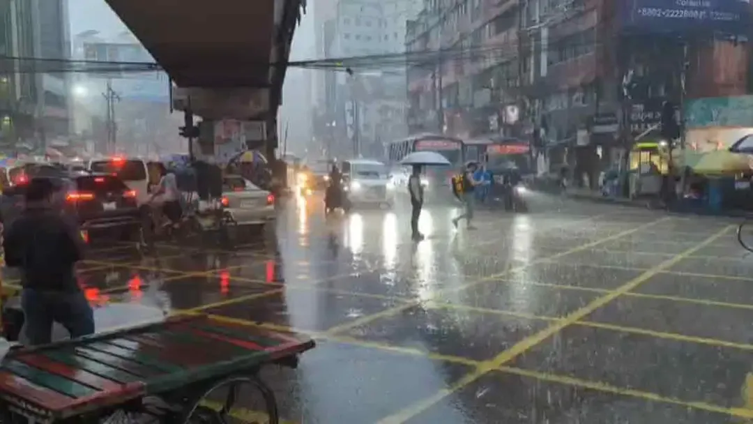রাতে ঢাকায় বজ্রবৃষ্টি হতে পারে