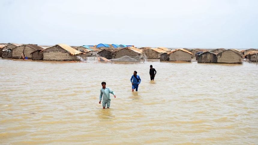 Cyclone Biparjoy weakens after ramming India's coast