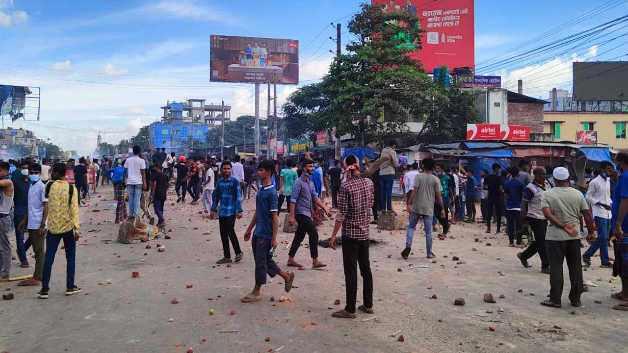 পাবনায় আ.লীগ নেতার গুলিতে ৩ শিক্ষার্থী নিহত