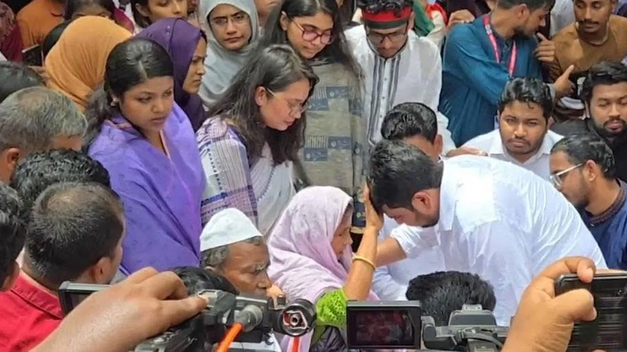 শহীদ আবু সাঈদের মায়ের দোয়ায় এনসিপির জুলাই পদযাত্রা শুরু