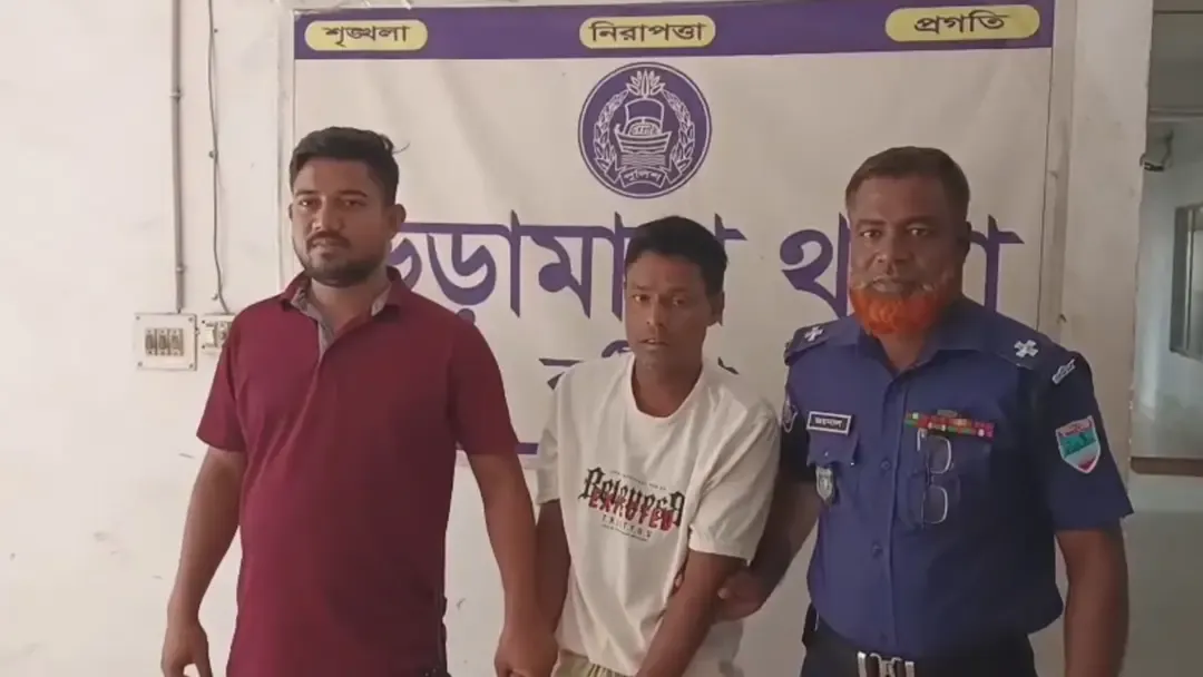 নাতনিকে ধর্ষণের অভিযোগে নানাকে পিটিয়ে পুলিশে দিল জনতা