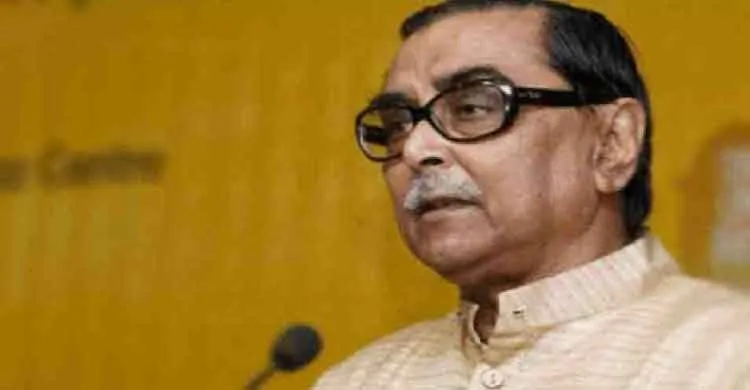 রাস্তায় বেরুলে মনে হয় আফগানিস্তানে হাঁটছি: মেনন