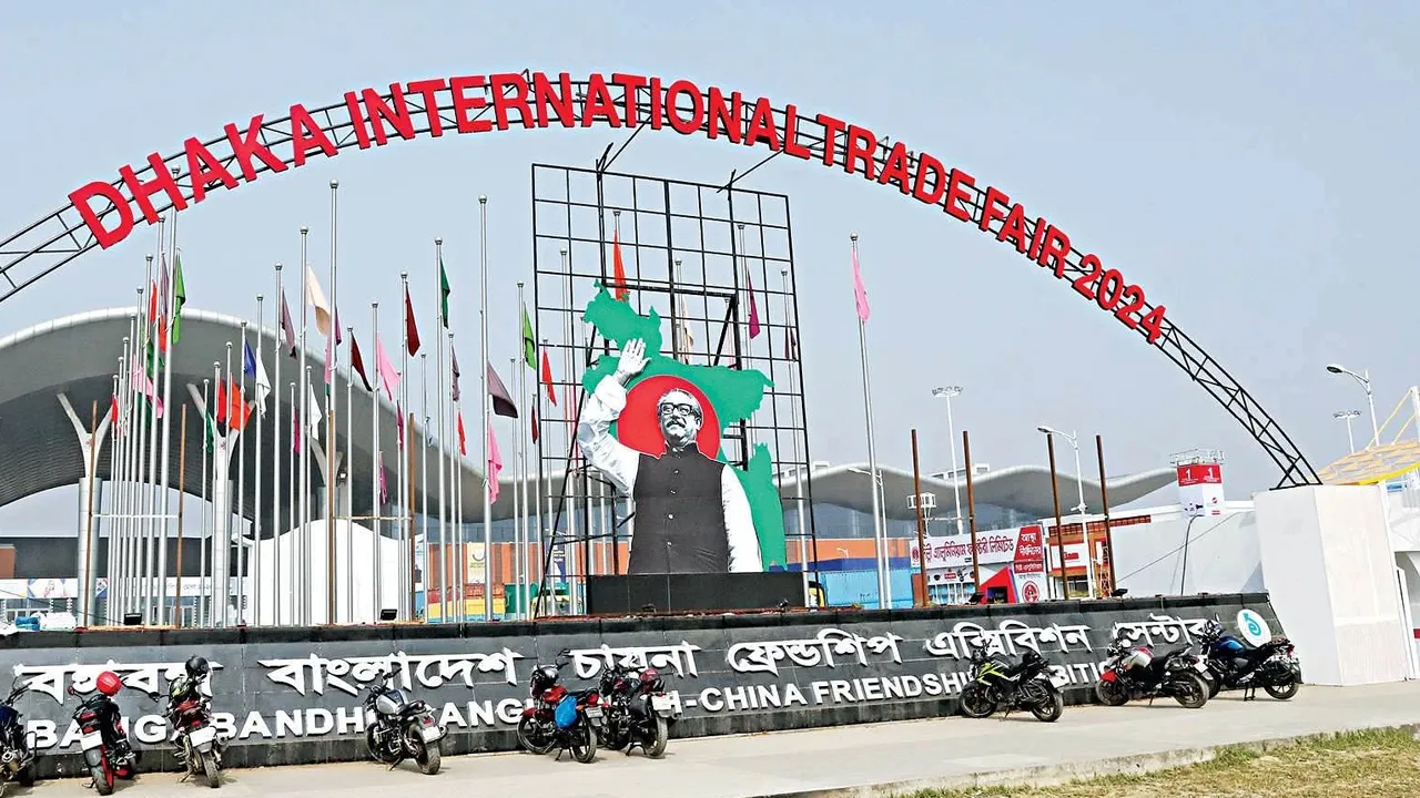 বাণিজ্য মেলায় ৪০০ কোটি টাকার পণ্য  বিক্রি