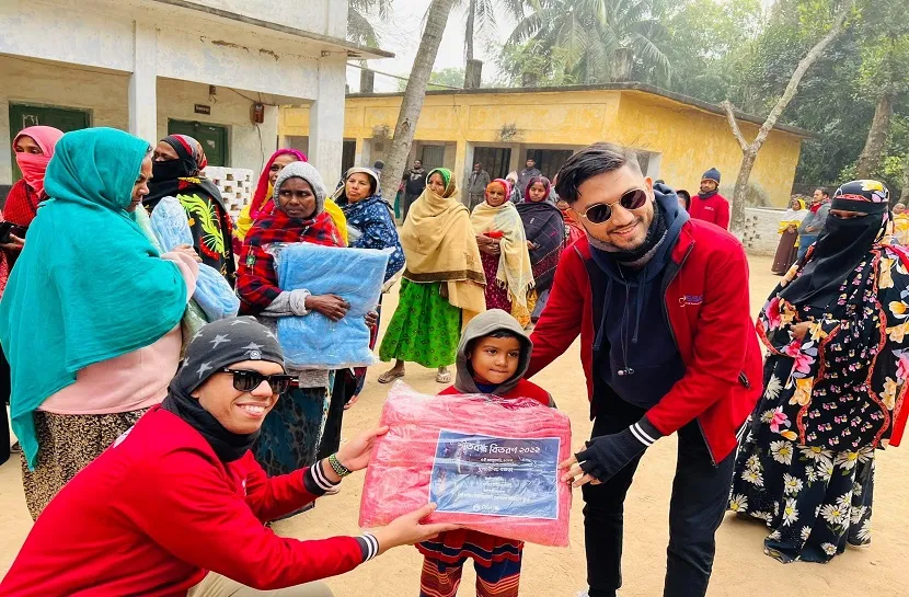 শীতার্তদের পাশে নর্থ-সাউথ ইউনিভার্সিটি সোশ্যাল সার্ভিসেস ক্লাব