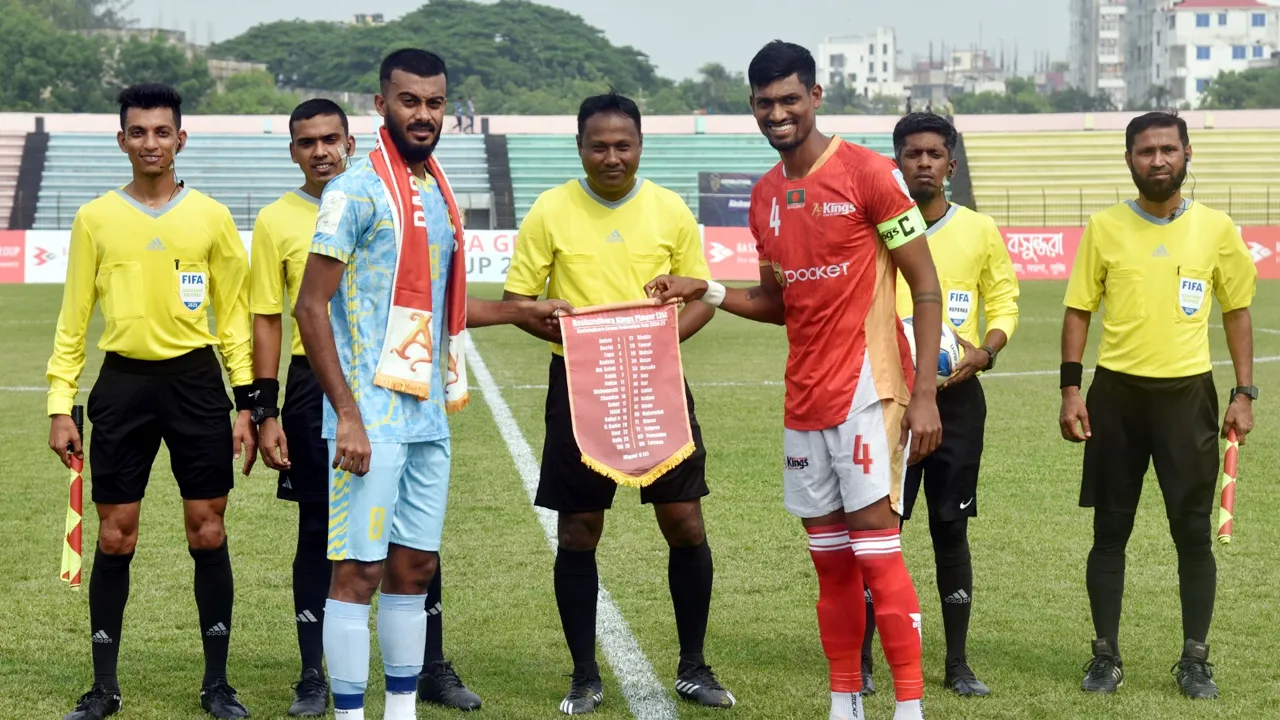 বাফুফের অনুরোধের পর রেফারিরা কি ফিরবেন?