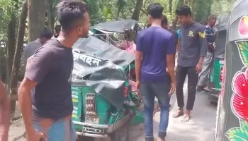 লক্ষ্মীপুরে বাস-সিএনজি সংঘর্ষে নারীর মৃত্যু, আহত ৩