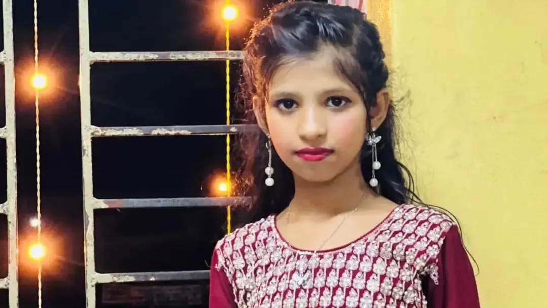 চোখ ভেদ করে মাথায় ঢুকে গুলি, অবশেষে মারা গেল ছোট্ট রেশমী