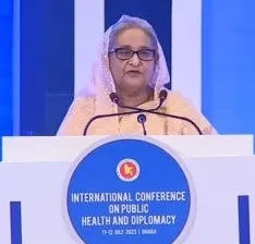 আশ্রিত রোহিঙ্গারা বাংলাদেশের জন্য হুমকি : প্রধানমন্ত্রী